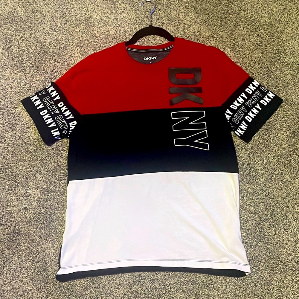 Brand:DKNY, size: medium, colors:red/black/white, condition good,